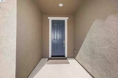 2904 Inspiration Dr, Fairfield, CA 94533 - Photo 9