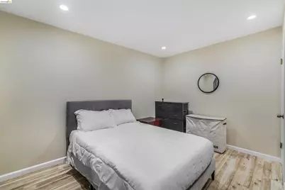 6007 San Pablo Ave, Oakland, CA 94608 - Photo 25