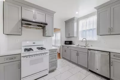 6007 San Pablo Ave, Oakland, CA 94608 - Photo 15
