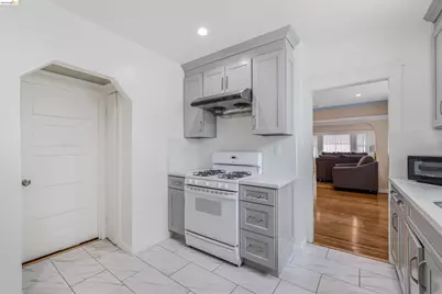 6007 San Pablo Ave, Oakland, CA 94608 - Photo 17