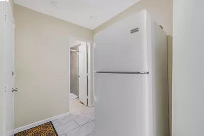 6007 San Pablo Ave, Oakland, CA 94608 - Photo 21