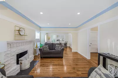 6007 San Pablo Ave, Oakland, CA 94608 - Photo 5
