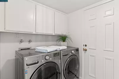 10137 Nantucket Dr, San Ramon, CA 94582 - Photo 25