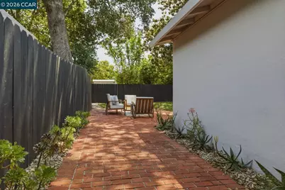 634 Teresa St, Martinez, CA 94553 - Photo 31