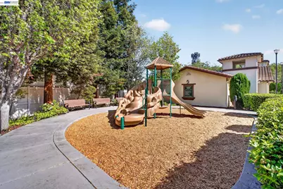 600 Abel St #214, Milpitas, CA 95035 - Photo 35