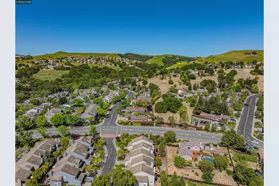 11458 Winding Trail Ln, Dublin, CA 94568 - Photo 29