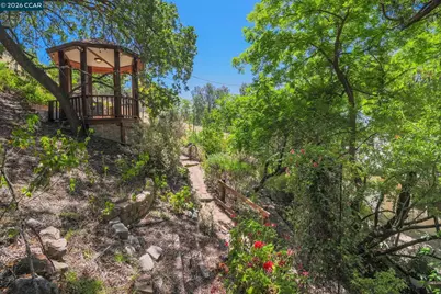205 Summit Rd, Walnut Creek, CA 94598 - Photo 49