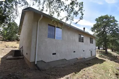 3885 Bartelink Dr, Valley Springs, CA 95252 - Photo 9
