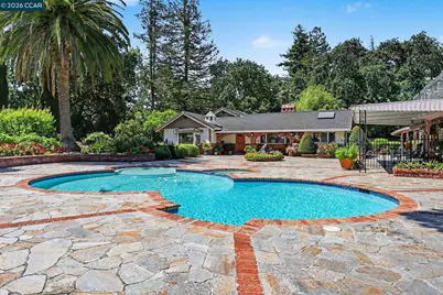 25 Amberwood Ln, Walnut Creek, CA 94598 - Photo 27