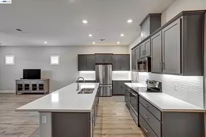 1860 Morello Dr, Brentwood, CA 94513 - Photo 15
