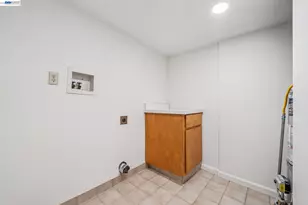 520 Abbie St, Pleasanton, CA 94566 - Photo 59