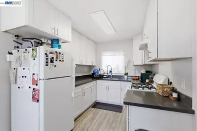 882 Tennyson Rd, Hayward, CA 94544 - Photo 27