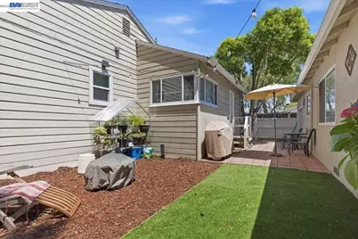 882 Tennyson Rd, Hayward, CA 94544 - Photo 9