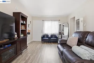 882 Tennyson Rd, Hayward, CA 94544 - Photo 29