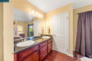 27468 Hayward Blvd, Hayward, CA 94542 - Photo 29