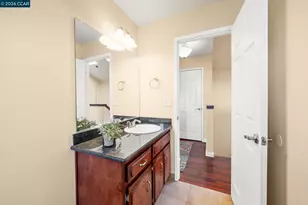 27468 Hayward Blvd, Hayward, CA 94542 - Photo 33