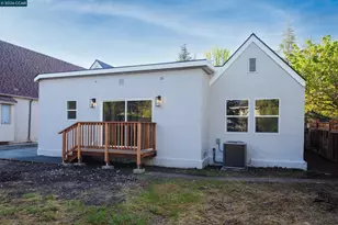 2479 Pacheco St, Concord, CA 94520 - Photo 21