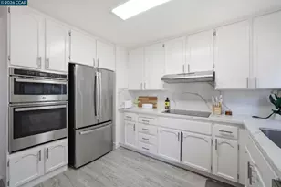767 Military E, Benicia, CA 94510 - Photo 7