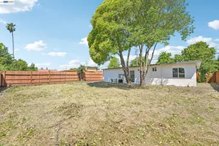 606 9th St, Santa Rosa, CA 95401 - Photo 49
