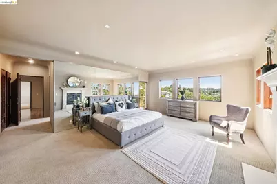 6611 Elverton Dr, Oakland, CA 94611 - Photo 51
