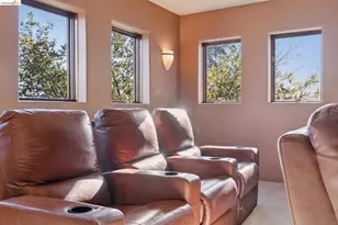 6611 Elverton Dr, Oakland, CA 94611 - Photo 67
