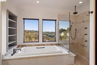6611 Elverton Dr, Oakland, CA 94611 - Photo 59