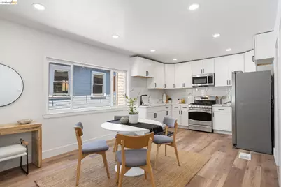 4006 Carrington St, Oakland, CA 94601 - Photo 7