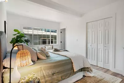 4006 Carrington St, Oakland, CA 94601 - Photo 15