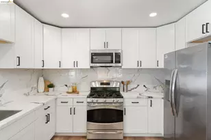 4006 Carrington St, Oakland, CA 94601 - Photo 7