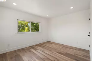 4006 Carrington St, Oakland, CA 94601 - Photo 19