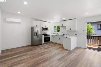 4006 Carrington St, Oakland, CA 94601 - Photo 35