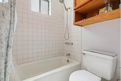 560 41st St, Richmond, CA 94805 - Photo 35