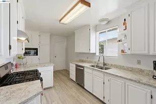 560 41st St, Richmond, CA 94805 - Photo 13