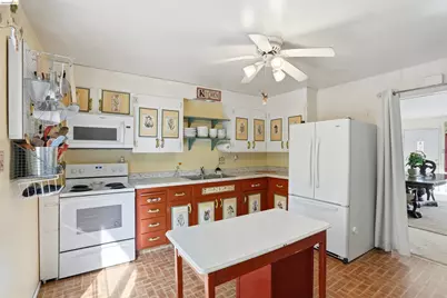 209 Honey Ln, Oakley, CA 94561 - Photo 15