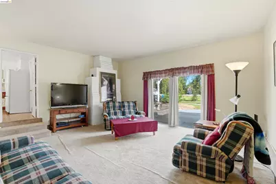 209 Honey Ln, Oakley, CA 94561 - Photo 17
