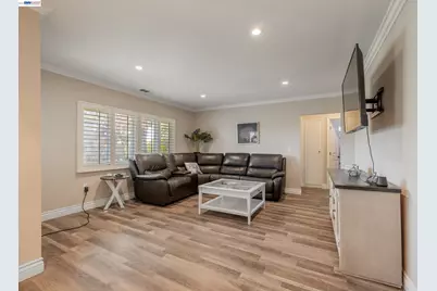 26574 Colette St, Hayward, CA 94544 - Photo 9