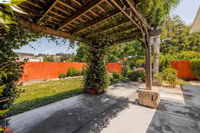 26574 Colette St, Hayward, CA 94544 - Photo 21