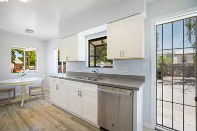 2726 Rheem Ave, Richmond, CA 94804 - Photo 15