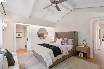 6200 Wood Dr, Oakland, CA 94611 - Photo 55
