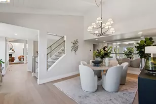 6200 Wood Dr, Oakland, CA 94611 - Photo 23