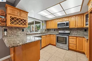 109 Crownpointe Dr, Vallejo, CA 94591 - Photo 27