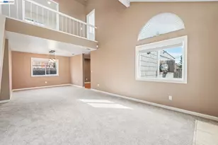109 Crownpointe Dr, Vallejo, CA 94591 - Photo 3