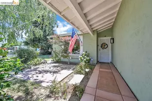 1225 Tarrogana Dr, Tracy, CA 95376 - Photo 9