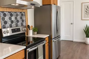 251 E 17th St, Pittsburg, CA 94565 - Photo 9