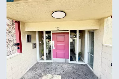 10 Moss Ave #15, Oakland, CA 94610 - Photo 21