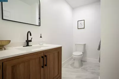 965 Arlington Ave, Oakland, CA 94608 - Photo 9