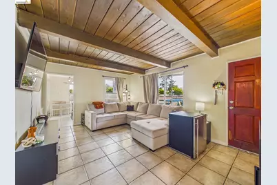 19034 Western Blvd, Hayward, CA 94541 - Photo 7