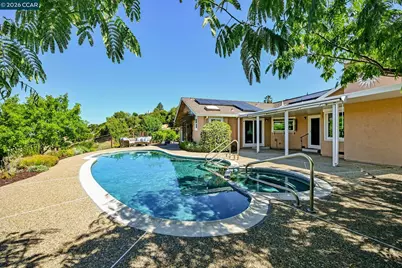 941 Tyler Ct, Concord, CA 94518 - Photo 29