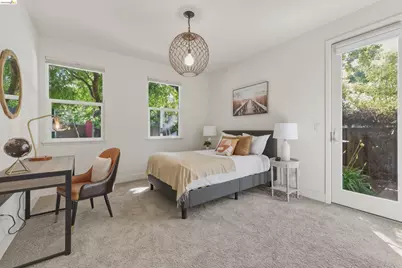 467 Mitchell Ave, Alameda, CA 94501 - Photo 5