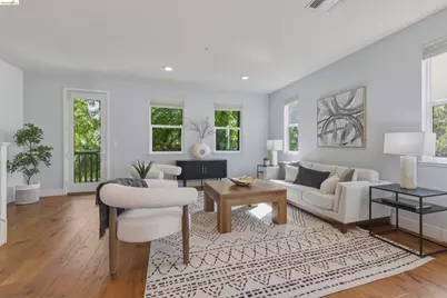 467 Mitchell Ave, Alameda, CA 94501 - Photo 15